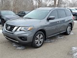 Used 2019 Nissan Pathfinder S image 2