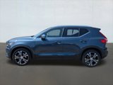 Used 2022 Volvo XC40 T5 Inscription image 2