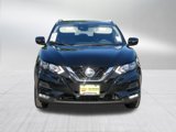Used 2021 Nissan Rogue Sport SV image 2