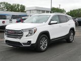 Used 2022 GMC Terrain SLT w/ LPO, Floor Liner Package image 2