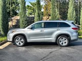 Used 2017 Toyota Highlander Limited image 2