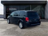 Used 2016 Dodge Grand Caravan SXT image 3