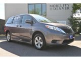 Used 2017 Toyota Sienna LE image 3