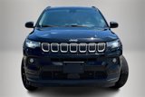 Used 2022 Jeep Compass Latitude image 3
