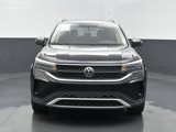 Used 2022 Volkswagen Taos SE image 4