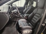 Used 2025 Porsche Macan image 5
