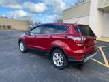Used 2017 Ford Escape SE image 3