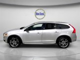 Used 2016 Volvo V60 T5 Cross Country image 2