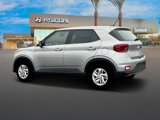New 2025 Hyundai Venue SE image 4