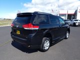 Used 2014 Toyota Sienna LE image 4