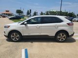 Used 2022 Ford Edge SEL w/ Convenience Package image 2
