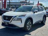 Used 2022 Nissan Rogue SV image 2