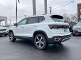 New 2025 Volkswagen Taos SEL image 5