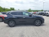 Used 2016 Nissan Rogue SL w/ SL Premium Package image 3