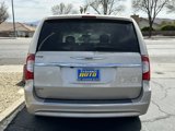 Used 2014 Chrysler Town & Country Touring image 6