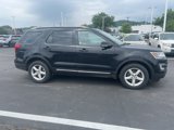 Used 2017 Ford Explorer XLT w/ Equipment Group 202A image 5