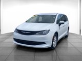 Used 2022 Chrysler Voyager LX image 3