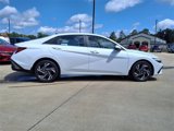 New 2025 Hyundai Elantra SEL image 2