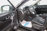 Used 2017 Nissan Rogue SL image 3