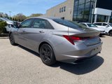 Used 2021 Hyundai Elantra SEL w/ Convenience Package image 3