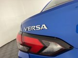 Used 2023 Nissan Versa SV image 3