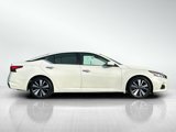 Used 2022 Nissan Altima 2.5 SV image 3
