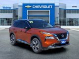Used 2023 Nissan Rogue SL w/ SL Premium Package image 2