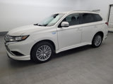 Used 2019 Mitsubishi Outlander SEL image 2