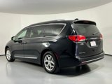 Used 2020 Chrysler Pacifica Limited image 5