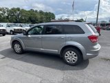 Used 2020 Dodge Journey SE w/ SE Popular Equipment Group image 4