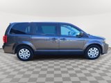 Used 2018 Dodge Grand Caravan SE w/ UConnect Hands-Free Group image 5