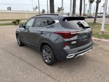 Used 2023 Kia Seltos S w/ Navigation Package image 4