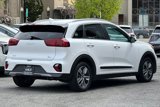 Used 2022 Kia Niro EX Premium image 4
