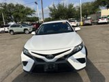 Used 2020 Toyota Camry SE image 2