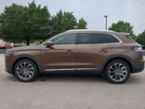 Used 2022 Lincoln Nautilus Reserve w/ Equipment Group 201A image 6