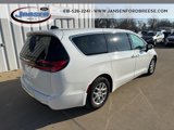 Used 2023 Chrysler Pacifica Touring-L image 6