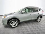 Used 2015 Nissan Rogue SL w/ SL Premium Package image 4