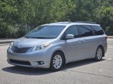 Used 2015 Toyota Sienna XLE image 2