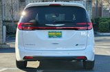New 2025 Chrysler Pacifica Select image 5