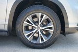 Used 2016 Toyota Highlander XLE image 4