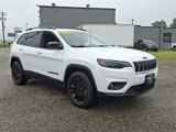 Used 2023 Jeep Cherokee Altitude Lux w/ Lux Elite Package image 4