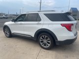 Certified 2022 Ford Explorer Limited w/ Equipment Group 301A image 4