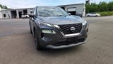 Used 2023 Nissan Rogue SV image 2
