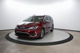Certified 2019 Chrysler Pacifica Limited w/ Tire & Wheel Group image 4
