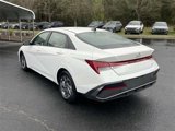 Certified 2024 Hyundai Elantra Blue image 5