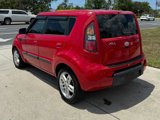 Used 2010 Kia Soul + image 2