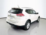 Used 2016 Nissan Rogue SV image 5