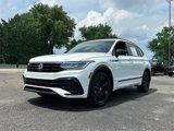 Used 2022 Volkswagen Tiguan SE R-Line image 3