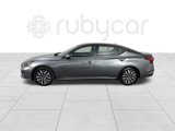 Used 2023 Nissan Altima 2.5 SV image 2