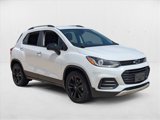 Used 2020 Chevrolet Trax LT w/ Redline Edition image 3